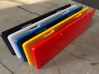 Dezhou Meirun lança novas opções de cores para pranchas de rebote de futebol: azul, amarelo, branco e vermelho